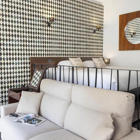 מלון Western Brice Garden