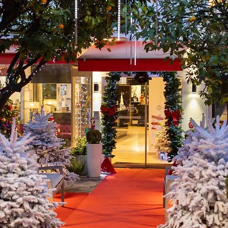 מלון Western Brice Garden