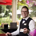 Western Brice Garden Hotell 4*