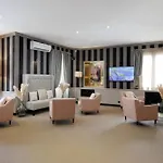 Western Brice Garden Hotell