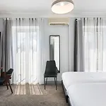Hotell Western Brice Garden Nice