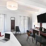 Hotel Western Brice Garden 4*