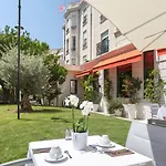 Hotell Western Brice Garden