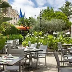 Western Brice Garden Hotel