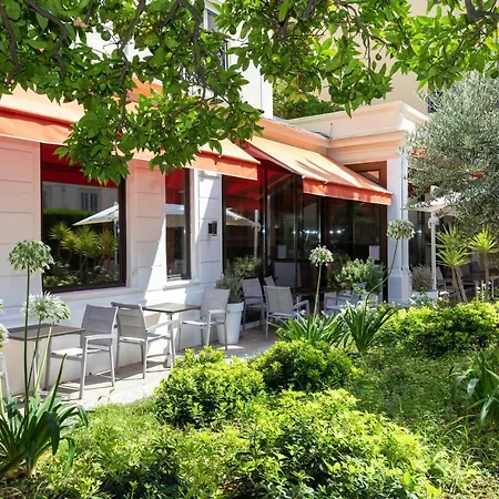 Hotel Western Brice Garden