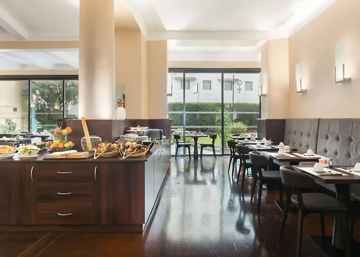 尼斯布莱斯花园贝斯韦斯特优质酒店 4* 尼斯