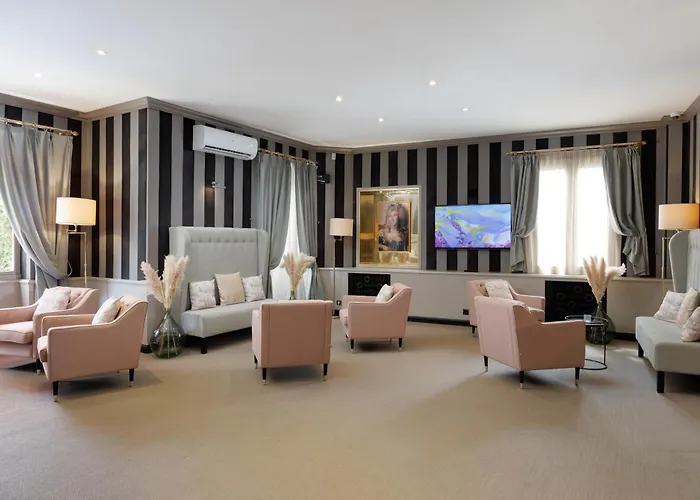 尼斯布莱斯花园贝斯韦斯特优质酒店 酒店