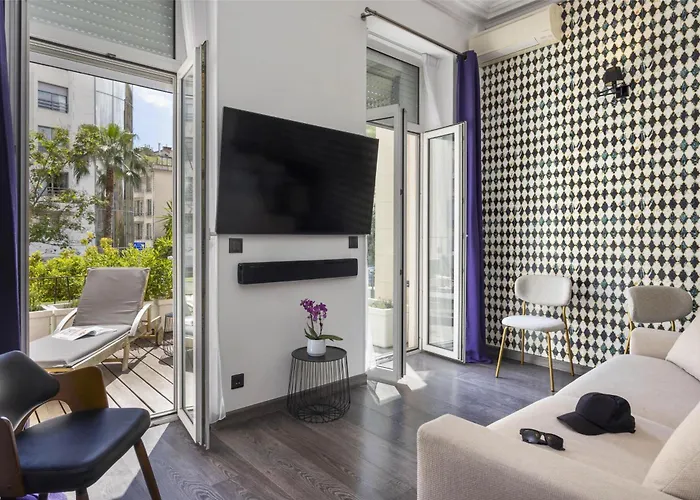 尼斯布莱斯花园贝斯韦斯特优质酒店 酒店