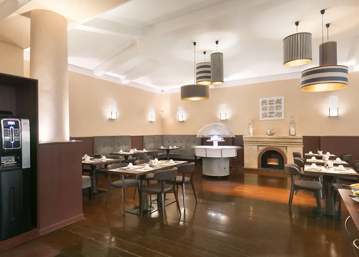 尼斯布莱斯花园贝斯韦斯特优质酒店 4* 尼斯