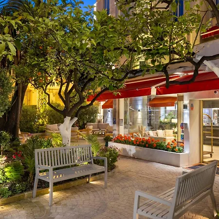 Hotel Western Brice Garden 4*