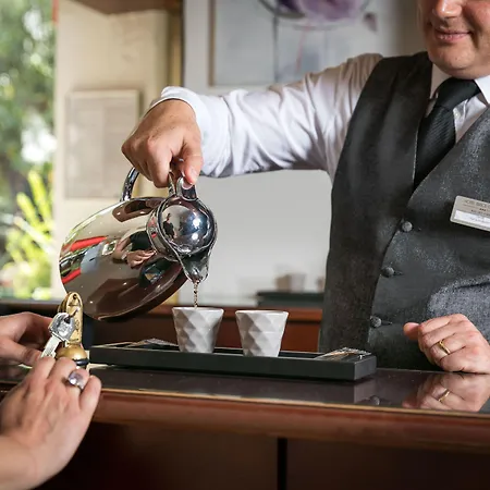 Western Brice Garden 4*