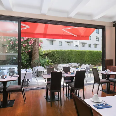 Hotel Western Brice Garden 4*